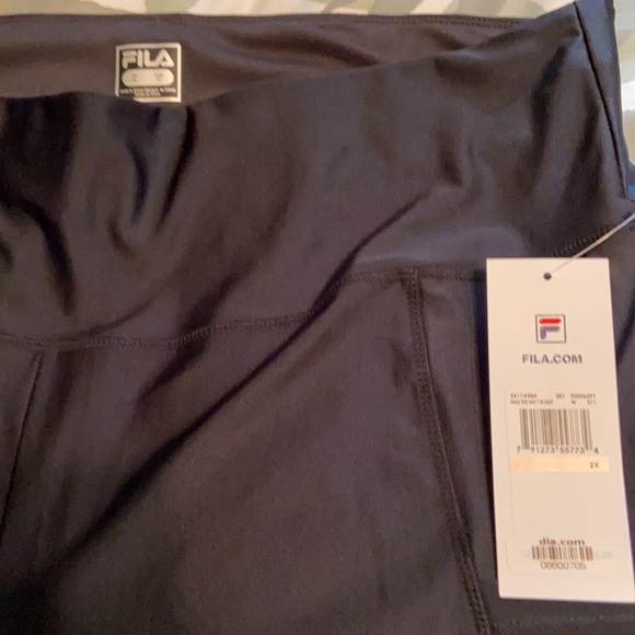 Fila leggings Size 2X - Picture 3 of 3
